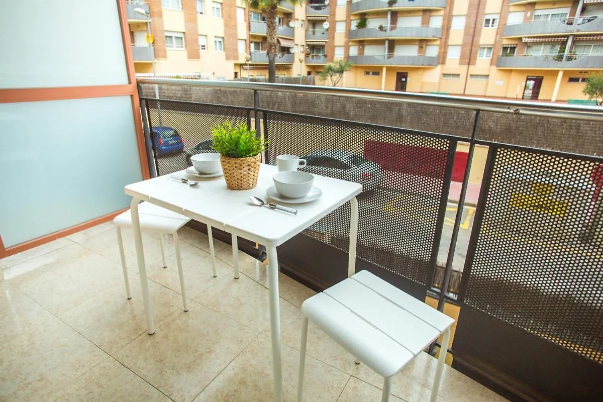 Al29 Apartamento Playa Fenals リョレート・デ・マル アパート